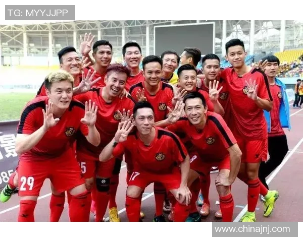 如何撰写关于足球明星的征文才能更具吸引力和深度